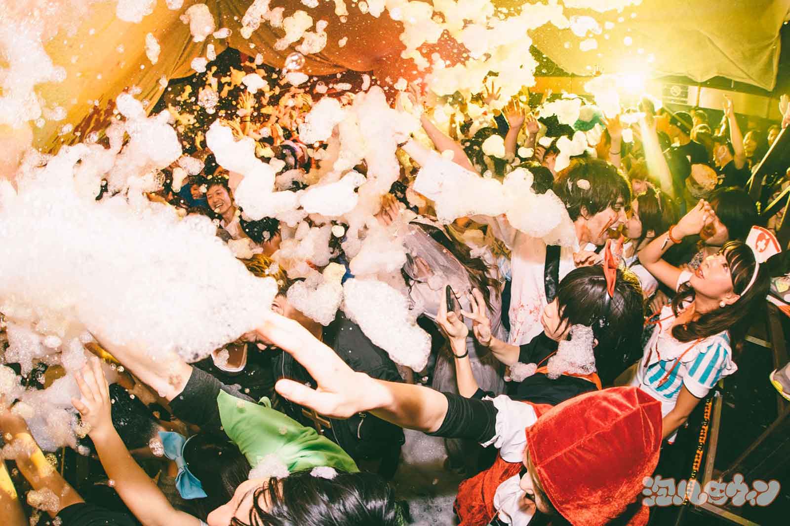 過去の泡ハロウィン／画像提供：アフロ＆コー