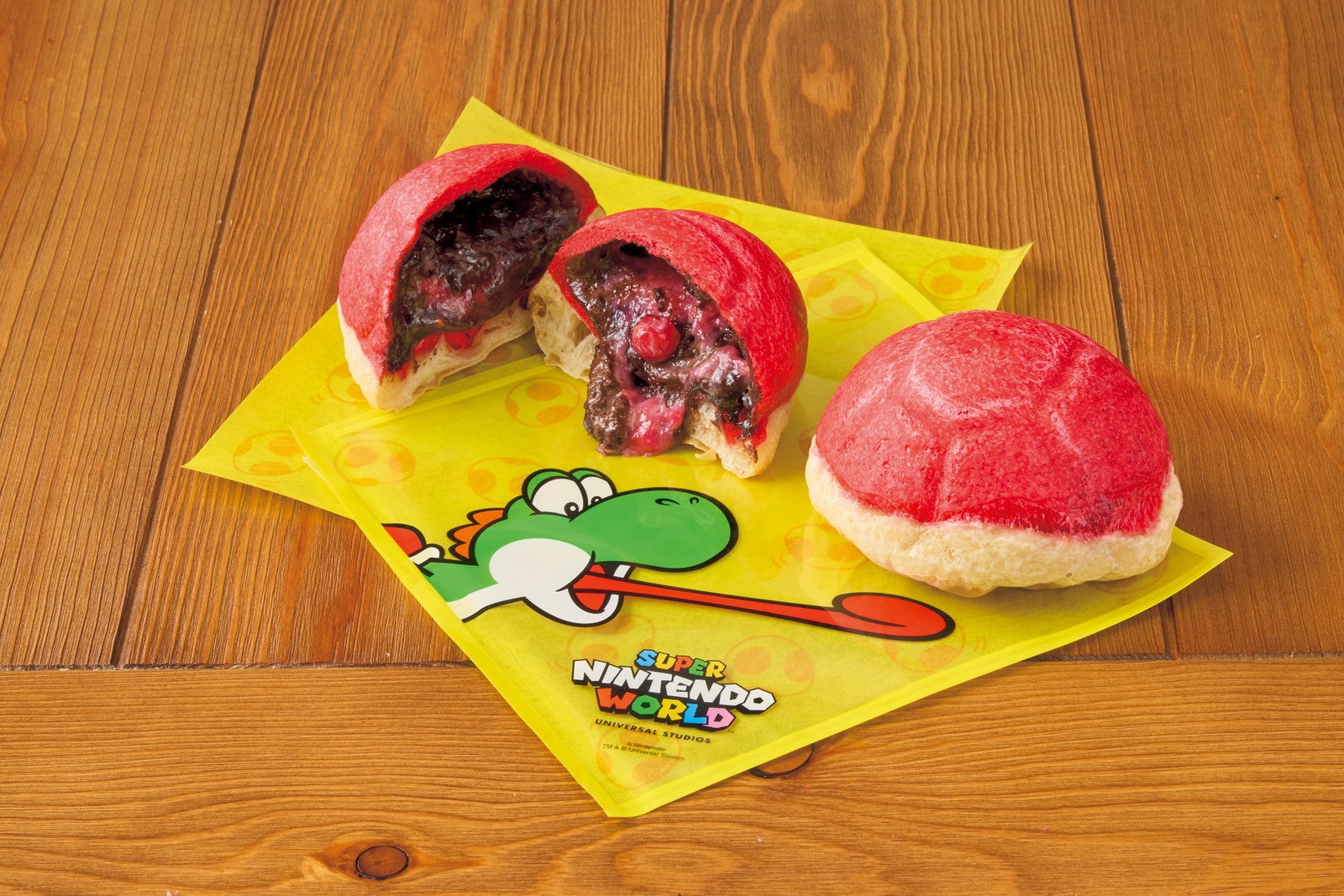 アカこうらのカルツォーネ ～ベリー&チョコレート～／画像提供：ユニバーサル・スタジオ・ジャパン
