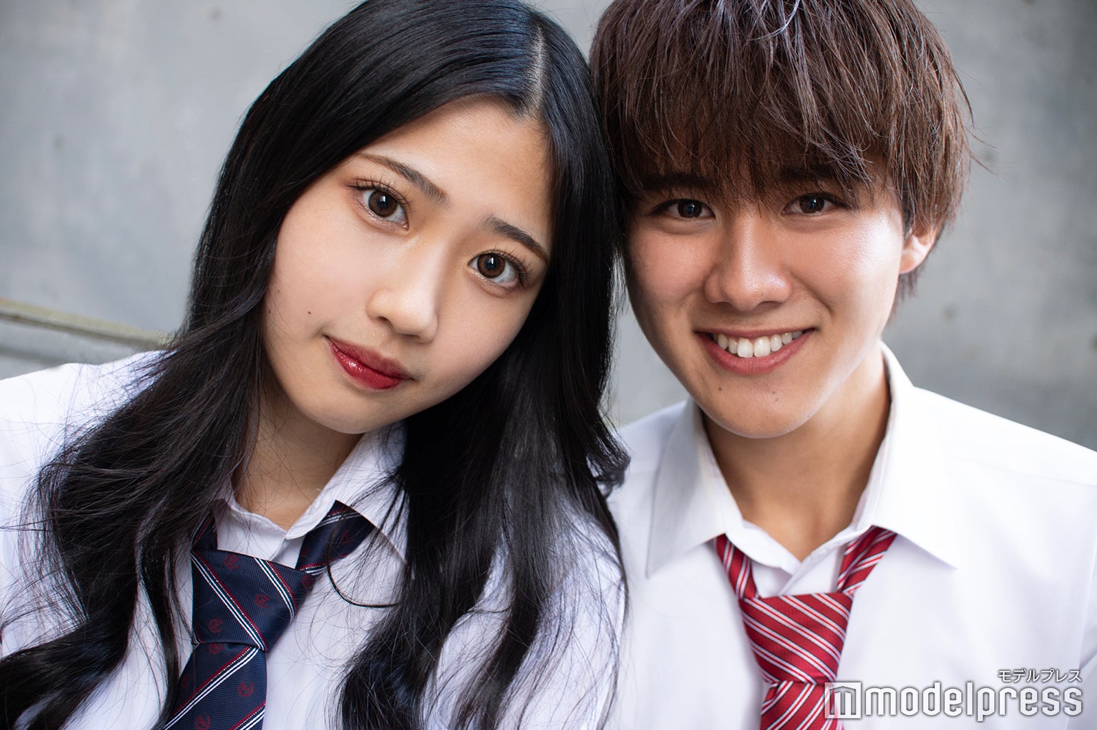 千葉雪乃、新井谷悠 （C）モデルプレス