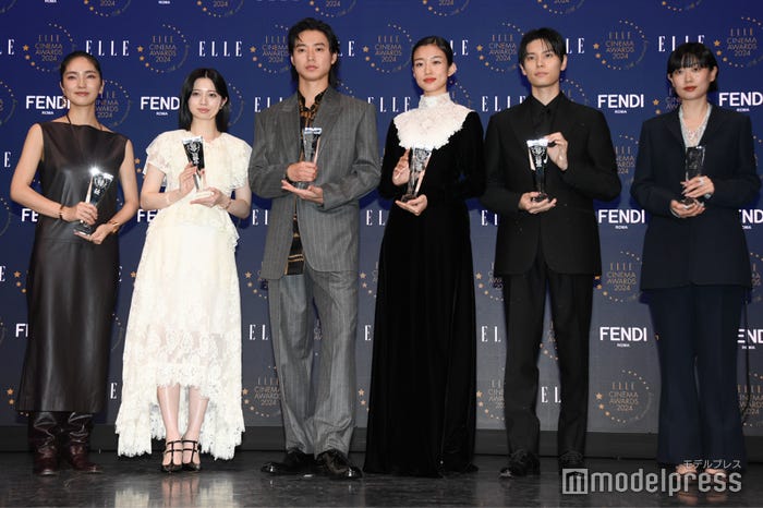(左から)仁村紗和、桜田ひより、山崎賢人、河合優実、萩原利久、山中瑶子監督(C)モデルプレス