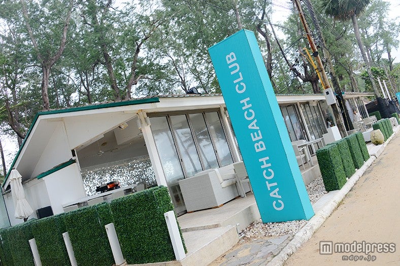 「Catch Beach Club」外観／ビーチを眺められる