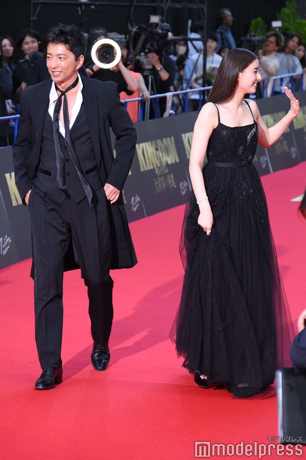 大沢たかお、新木優子（C）モデルプレス