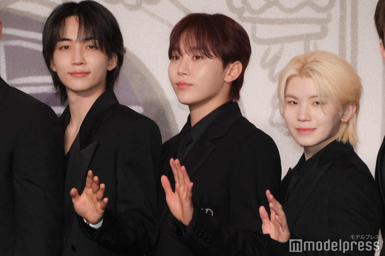JEONGHAN（ジョンハン）、SEUNGKWAN（スングァン）、WOOZI（ウジ）（C）モデルプレス