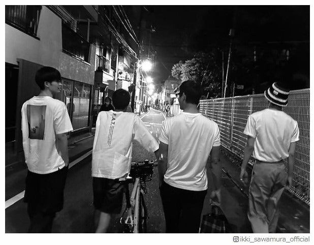 沢村一樹＆息子3人／沢村一樹公式Instagramより