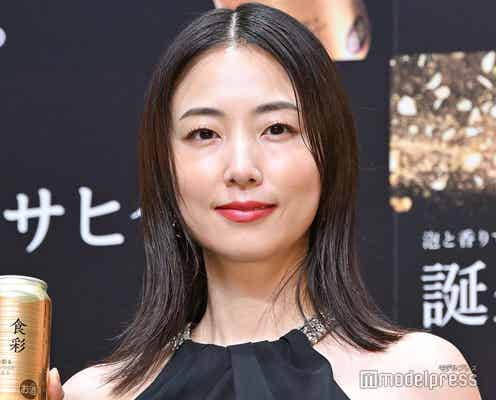 MEGUMI、人生初体験に照れ ノースリーブドレスで美肩大胆披露