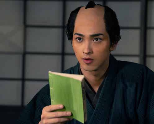 大河「べらぼう」監督から見た横浜流星の“惚れる”姿「常に真剣勝負」 中村隼人とのバディのような関係性も【深川貴志ディレクターインタビュー中編】