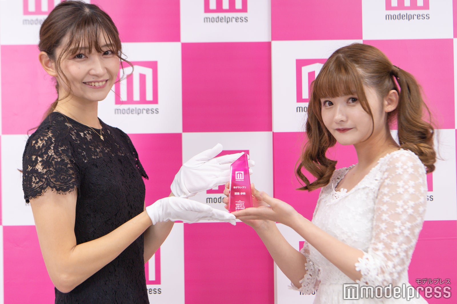 仲美由紀、渡邉歩咲 （C）モデルプレス