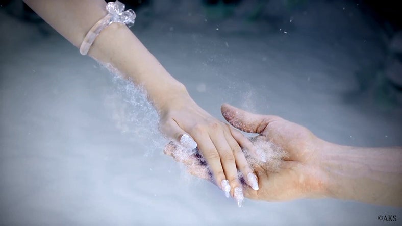 ショートムービー「私は冷たい女。～この夏冷たい魔法がかかる～」より