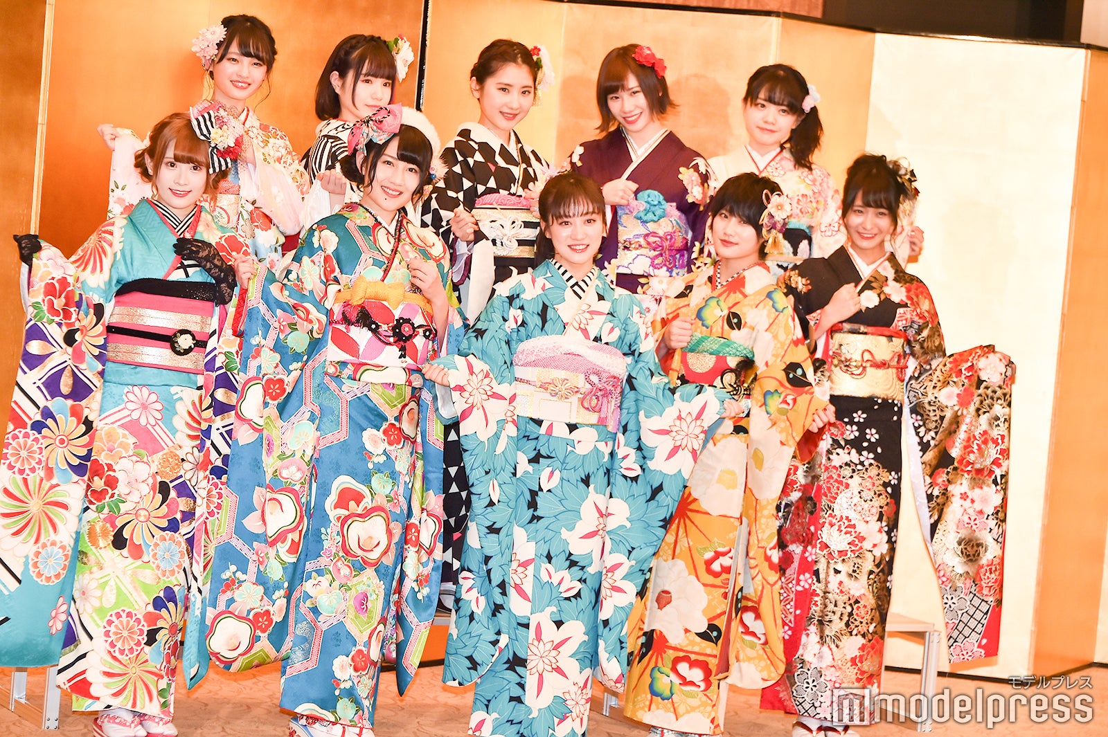 NMB48（前列左から）武井紗良、久代梨奈、川上千尋、城恵理子、清水里香（後列左から）新澤菜央、水田詩織、林萌々香、石田優美、小川結夏 ／AKB48グループ成人式記念撮影会 （C）モデルプレス