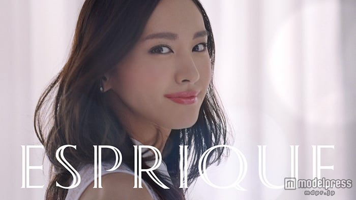 新垣結衣/エスプリーク新CM「とろけるほど、大人リッチ」篇より