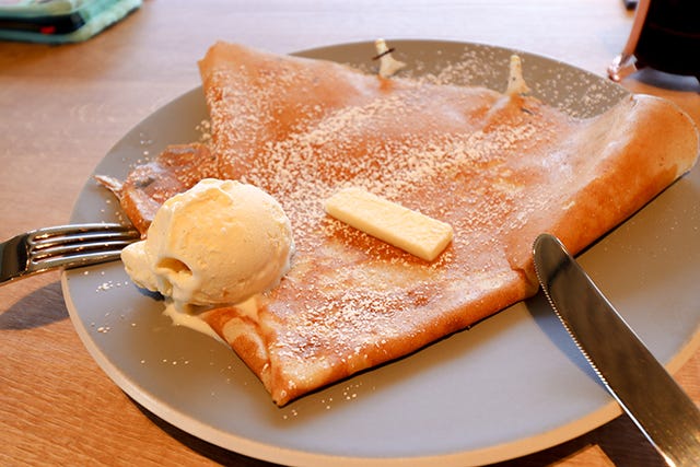 クレープ&ガレット・コーヒーが楽しめる新スポット誕生【和歌山県和歌山市】