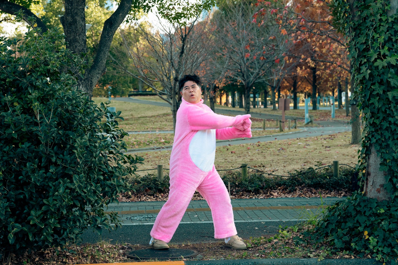 皆川猿時「ハコビヤ」第5話より（C）「ハコビヤ」製作委員会