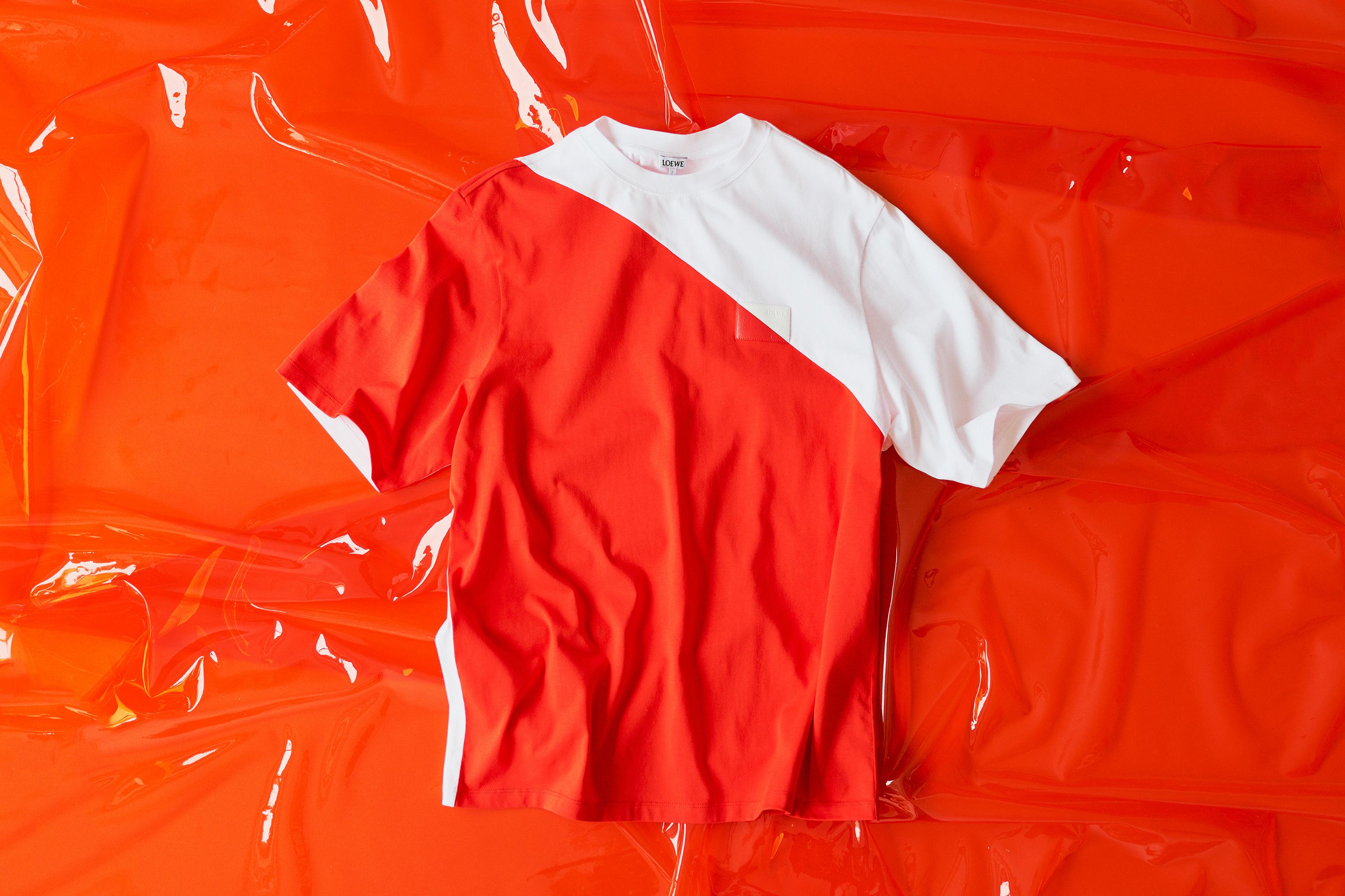 大人の装いに静かな存在感をもたらすロエベ──5万円以上で選ぶ、2026年夏のベストTシャツ
