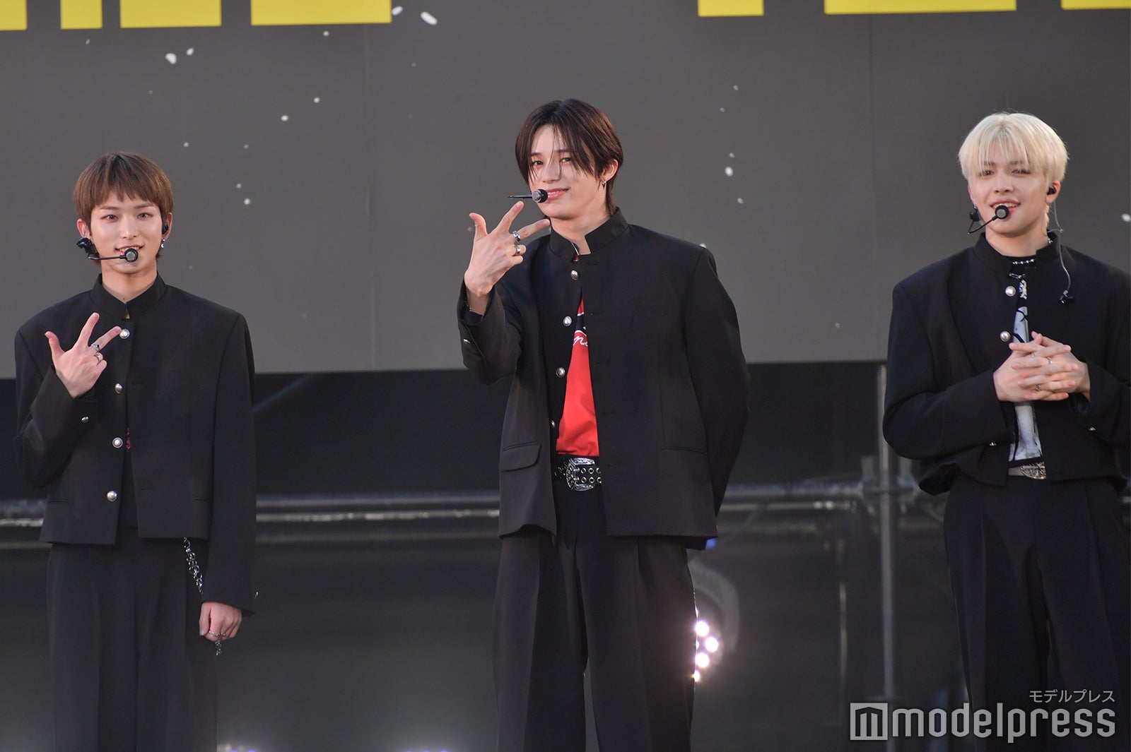 Kの“Kポーズ”／&TEAM（C）モデルプレス