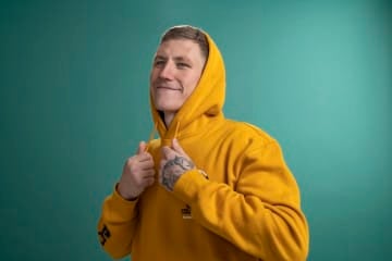 ネイサン エヴァンズ ウェラーマン が全英チャート2週連続1位 誰でも歌えるカタカナ英語の動画も公開に モデルプレス ネイサン エヴァンズ ウェラーマン が全英チャート2週連続1位 誰でも歌えるカタカナ英語の動画も公開に モデルプレス