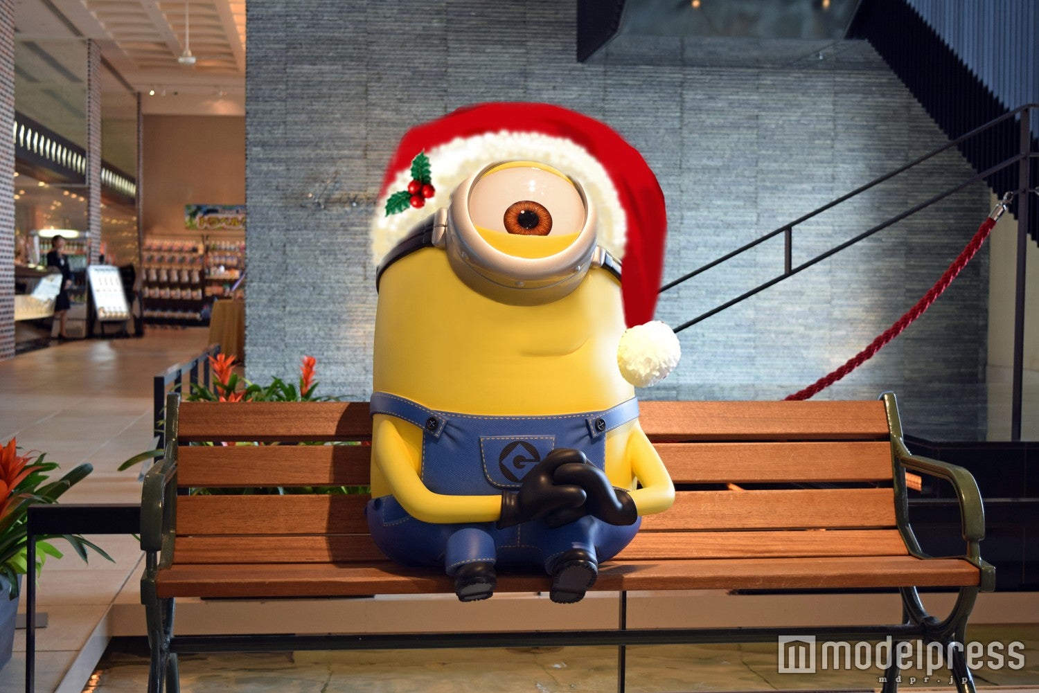 ミニオンベンチ（イメージ）／画像提供：ホテル ユニバーサル ポート