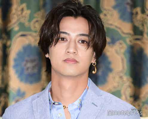 キンプリ高橋海人、爽やかスーツ姿で登場 ブランド愛語る「エトロの職員っていう感覚を持って」