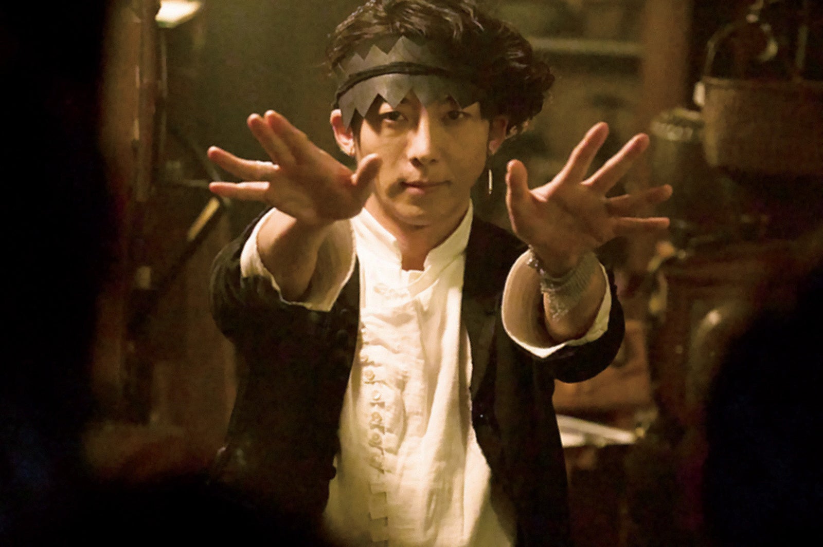 高橋一生（C）2023「岸辺露伴 ルーヴルへ行く」製作委員会（C）LUCKY LAND COMMUNICATIONS／集英社