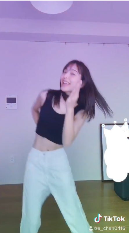 NiziUマコの姉・山口厚子、J.Y.Park「When We Disco」ダンス動画公開 美くびれに注目集まる