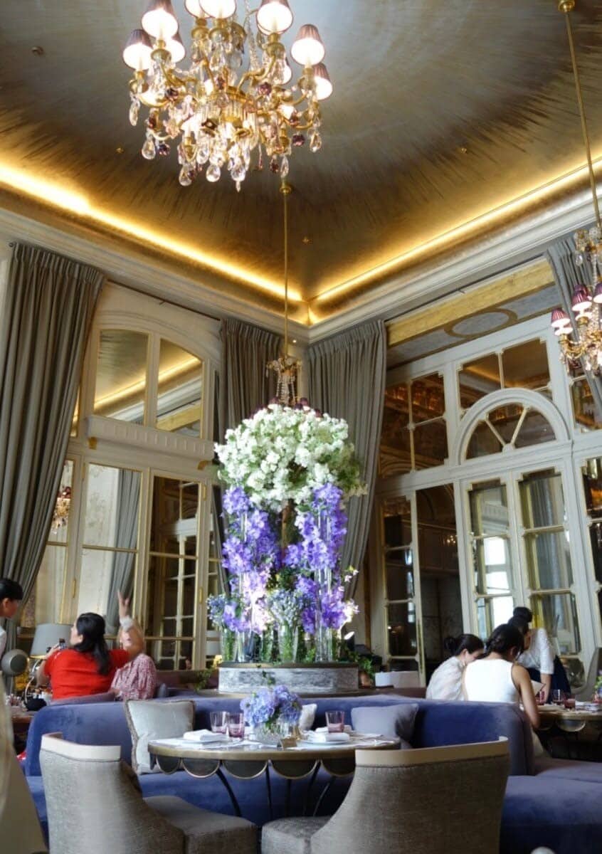 テラス席もあり解放感のあるオールデイダイニング