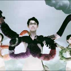 水原希子/「Zoff(ゾフ)」新CM「くにゅくにゅ篇」より