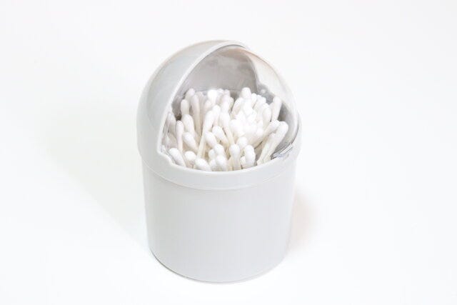 セリアの紙軸白綿棒100本 セリアの紙軸白綿棒100本