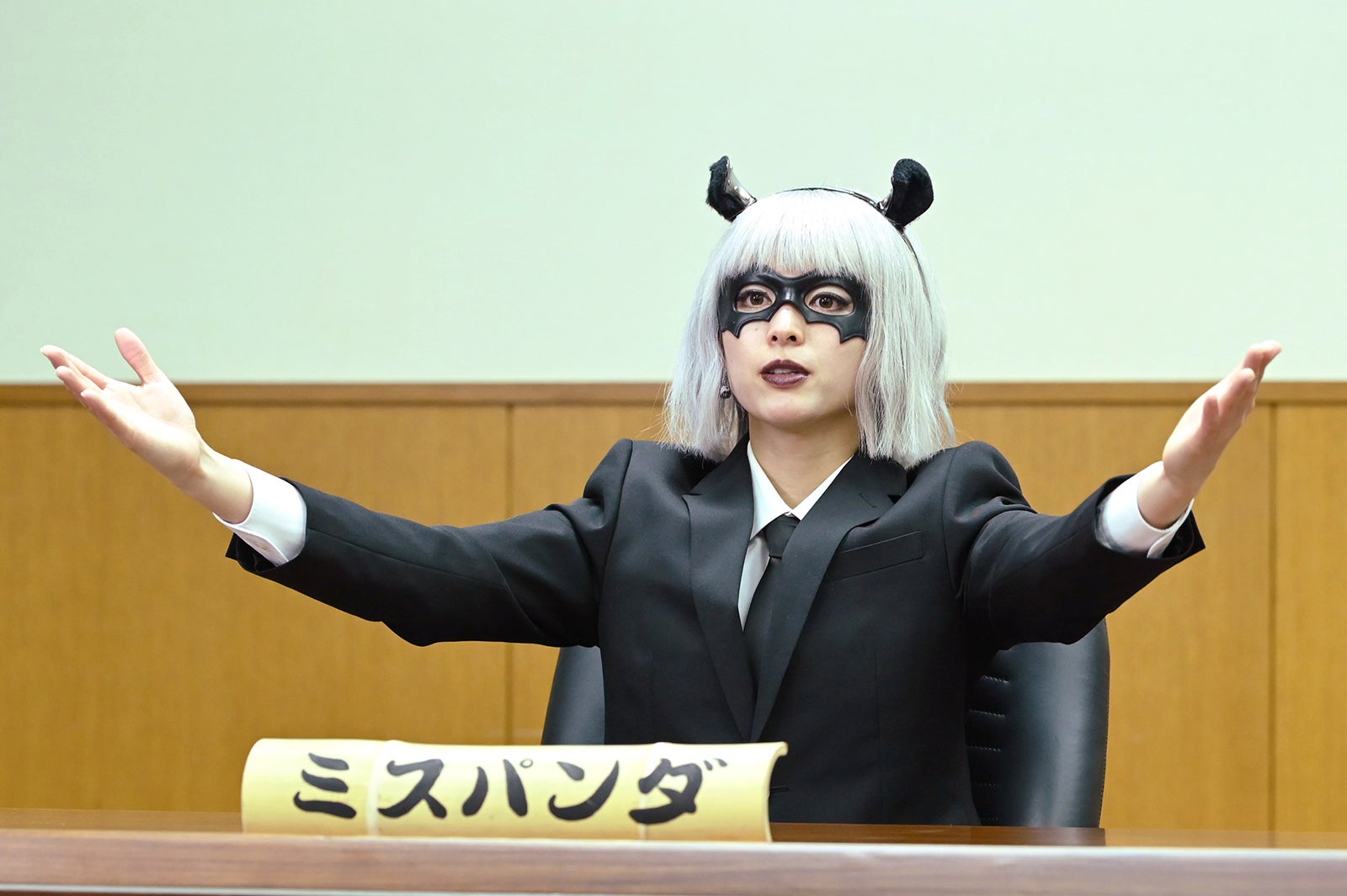 清野菜名／「シロでもクロでもない世界で、パンダは笑う。」第2話より（C）日本テレビ