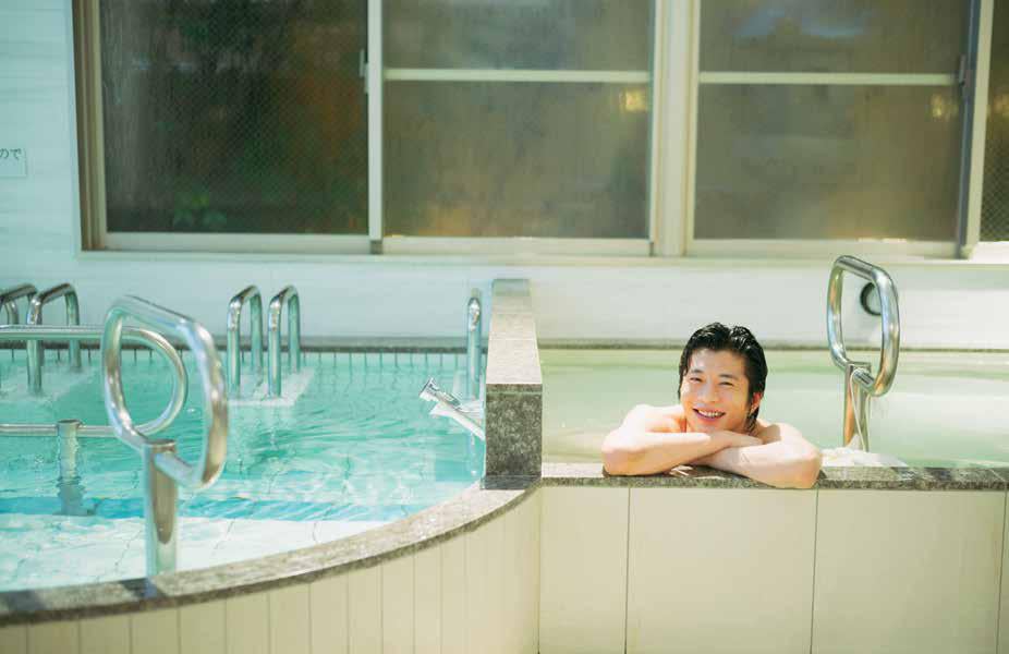 田中圭の入浴ショットにドキッ 銭湯で素顔公開