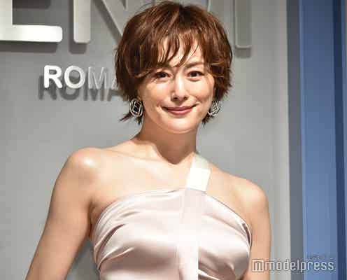 米倉涼子「妹との思い出」人気モデルとグラミー賞授賞式参加 仲良し動画が「絵になる」「笑顔がそっくり」と話題