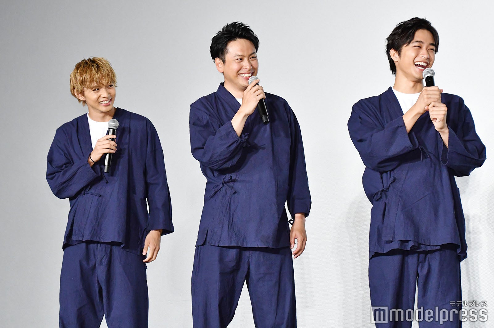 （左から）佐藤大樹、山下健二郎、佐藤寛太 （C）モデルプレス