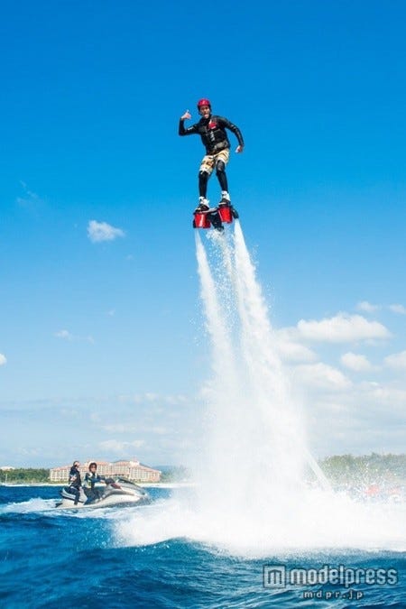 アクティブに夏を先取り、今注目のマリンスポーツ3選