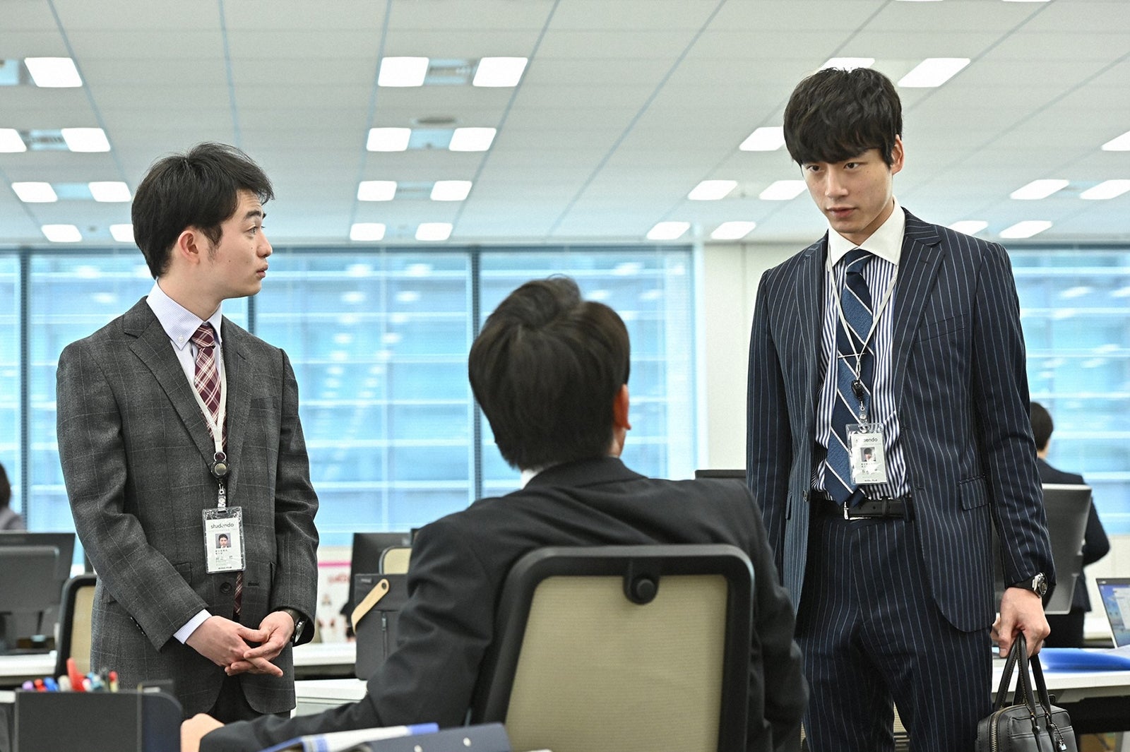 森永悠希、坂口健太郎／「婚姻届に判を捺しただけですが」最終話より（C）TBS