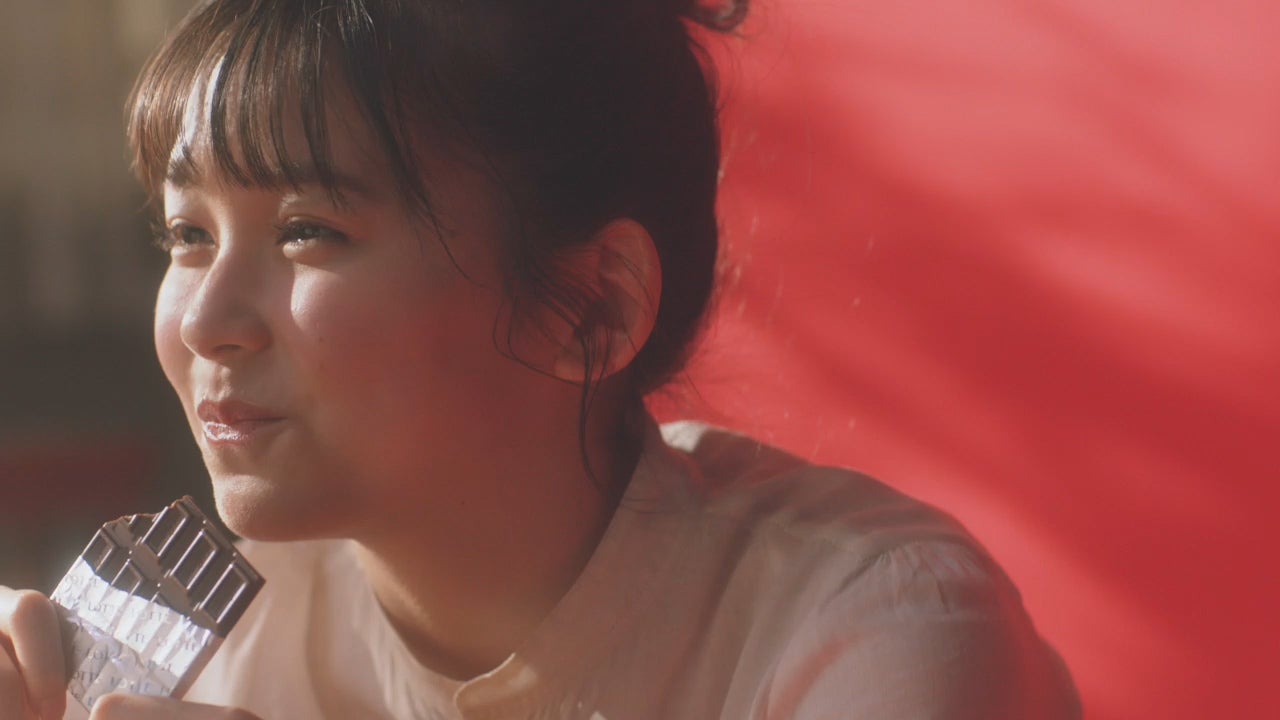 久間田琳加／新CMより（提供写真）