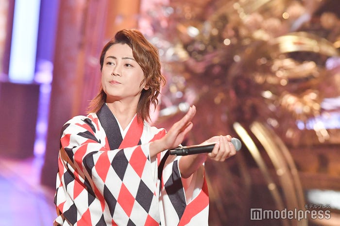 氷川きよし(C)モデルプレス