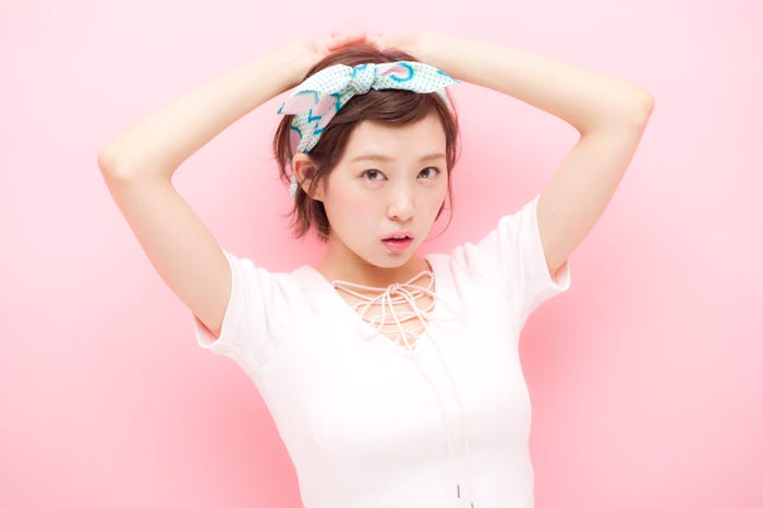 ヘアアレンジ編/渡辺美優紀『MILKY』(画像提供:光文社)