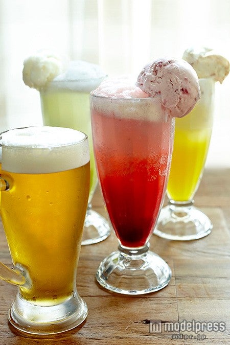 クリームソーダファウンテン630 円～／画像提供：サザビーリーグアイビーカンパニー