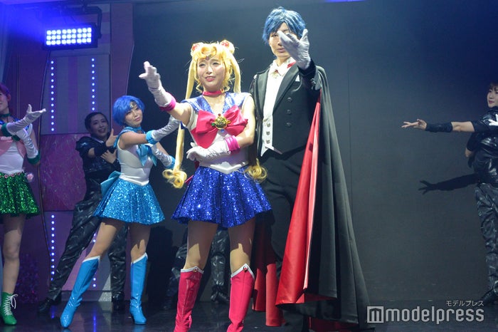 ショーの様子（C）ビューティーガール