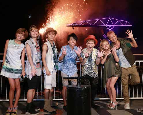 AAA、サプライズで新曲披露&ド派手に花火打ち上げ「夏の思い出を一緒に」
