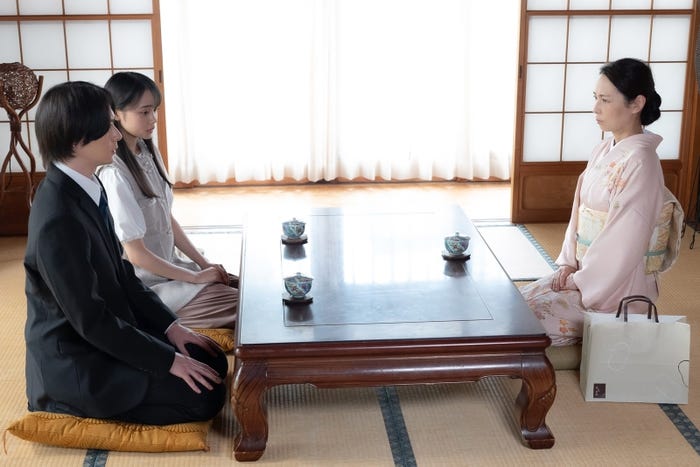 犬飼貴丈、林芽亜里「初めましてこんにちは、離婚してください」第5話(C)「初めましてこんにちは、離婚してください」製作委員会・MBS