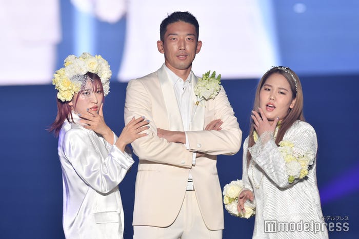 権田修一選手、平成フラミンゴ(C)モデルプレス