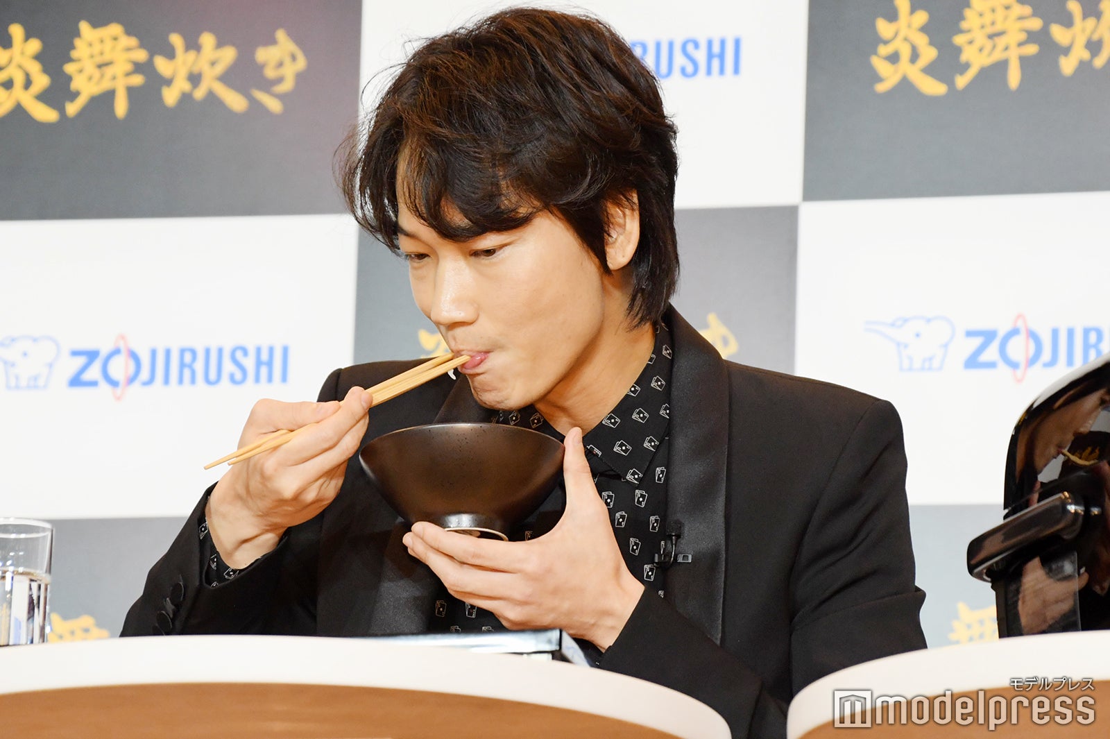 綾野剛（C）モデルプレス