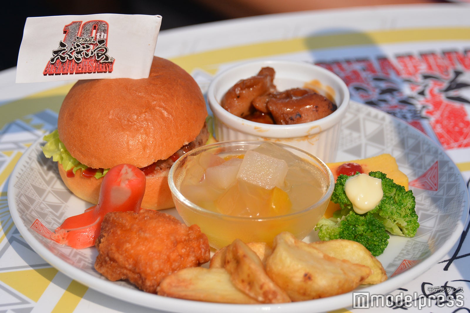 お子様ランチ from EXILE TRIBE（C）モデルプレス