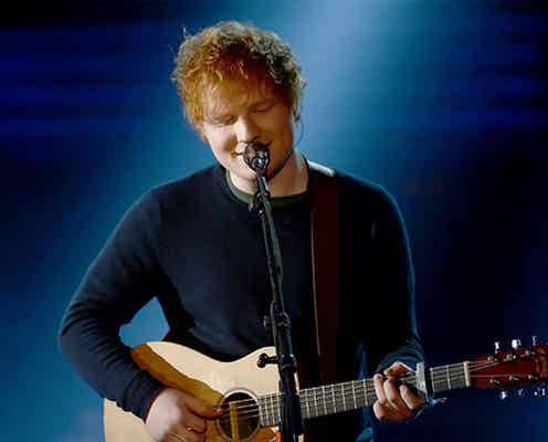 エド・シーランが婚約 キスショットも披露