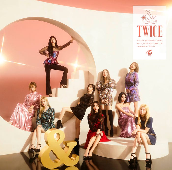 TWICE/JAPAN 2nd ALBUM『&TWICE』(11月20日発売)ONCE JAPAN盤(提供写真)