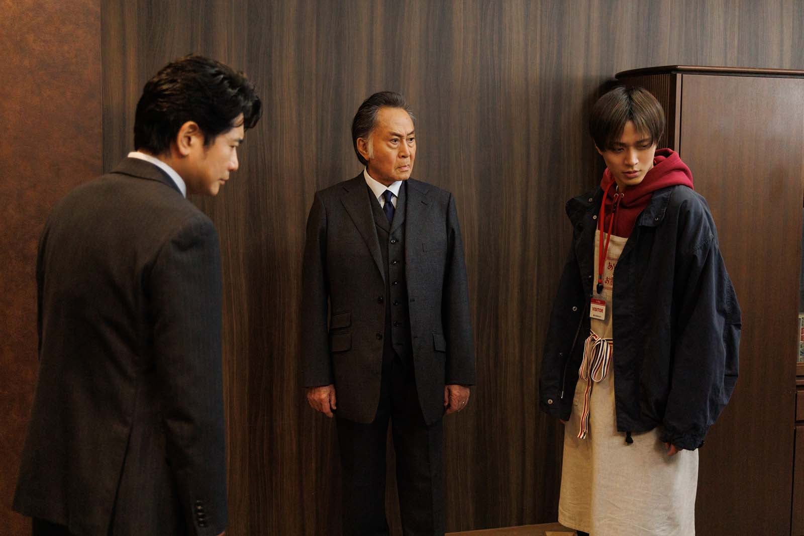 萩原聖人、北大路欣也、永瀬廉「厨房のありす」第4話より（C）日本テレビ