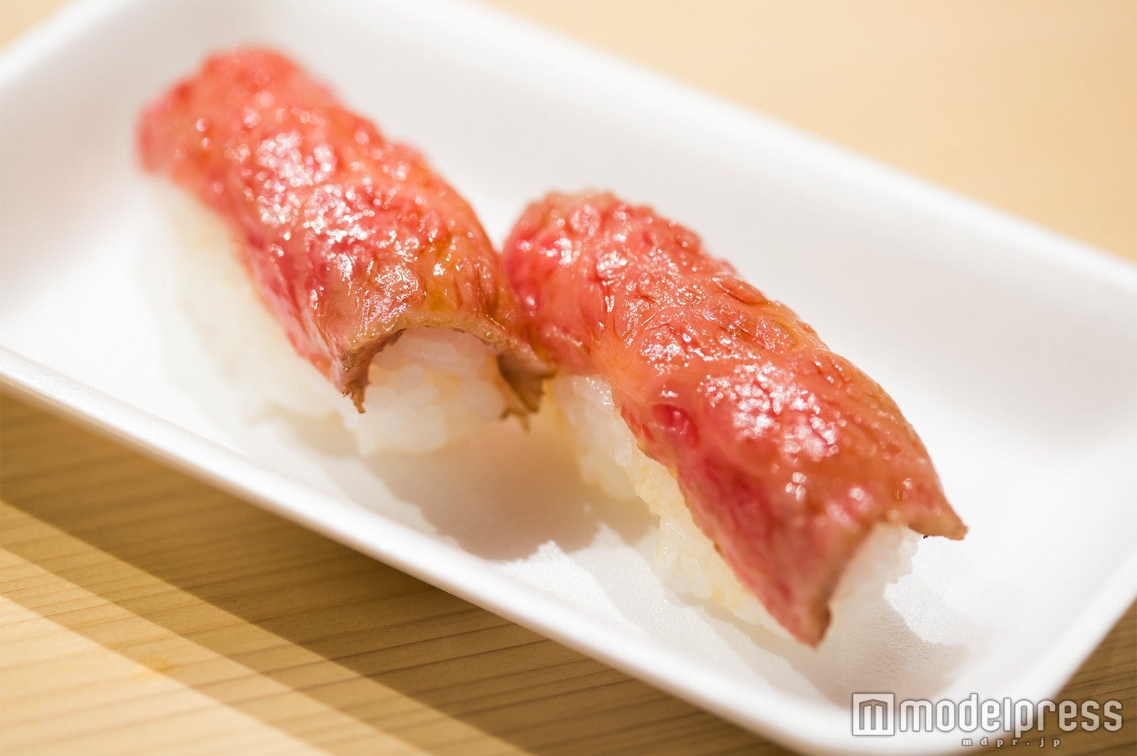 松阪牛にぎり（C）モデルプレス