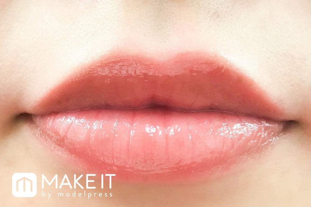プランプピンク／メルティー リップセラム／110 コーラルオレンジ 使用 (C)メイクイット