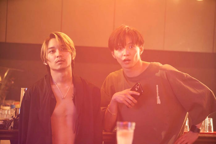 松岡広大、佐藤大樹「around1/4(アラウンドクォーター)」第7話より(C)ABCテレビ・テレビ朝日