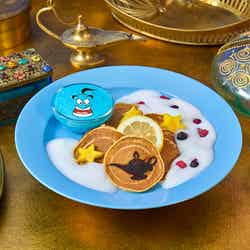 <ジーニー>ヨーグルト&パンケーキ税込1,690円(C)Disney