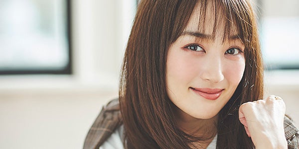 高梨臨 cmばっさりヘアカット デビュー以来のロングからイメチェン モデルプレス